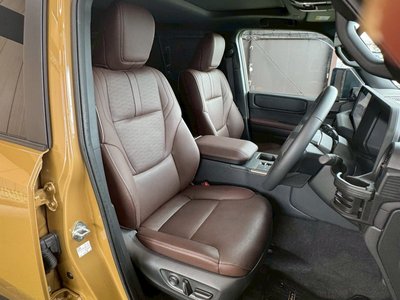 صورة 34 لـ 2024 Toyota LAND CRUISER 250