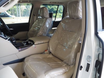 صورة 41 لـ 2024 Toyota LAND CRUISER 300