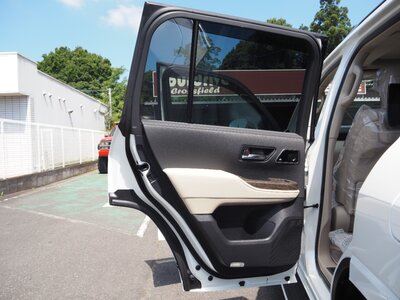 صورة 18 لـ 2024 Toyota LAND CRUISER 300
