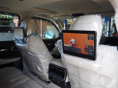 صورة 45 لـ 2024 Toyota LAND CRUISER 300