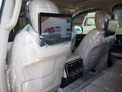 صورة 46 لـ 2024 Toyota LAND CRUISER 300