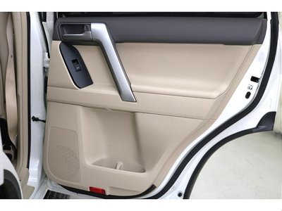 2023 Toyota LAND CRUISER PRADO 照片 40