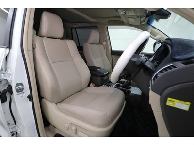 2023 Toyota LAND CRUISER PRADO 照片 11