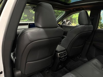 2023 Lexus RX thumbnail 25