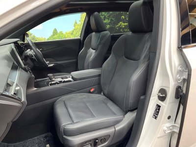2023 Lexus RX thumbnail 22