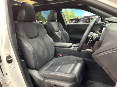 2023 Lexus RX photo 8