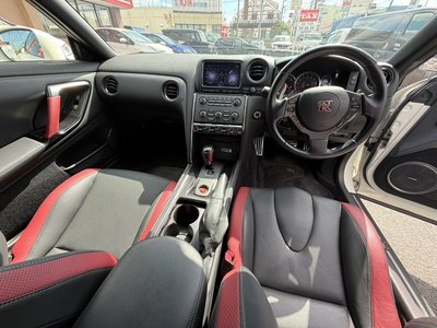 صورة 3 لـ 2012 Nissan GT-R
