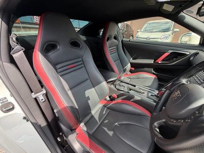 صورة 11 لـ 2012 Nissan GT-R