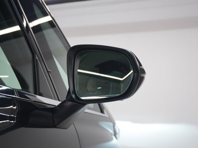 2026 Lexus LM photo 13