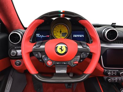 صورة 13 لـ 2023 Ferrari PORTOFINO M