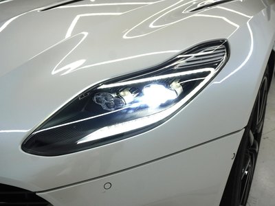 2017 Aston Martin DB11 照片 53