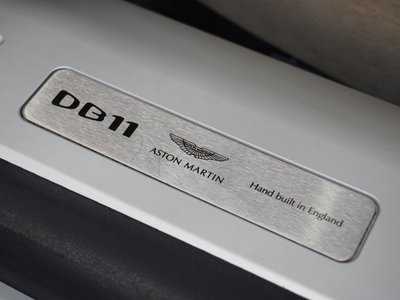 2017 Aston Martin DB11 照片 26