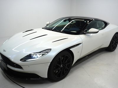 2017 Aston Martin DB11 照片 10