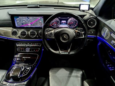 2018 Mercedes-BENZ E-CLASS AMG photo 2