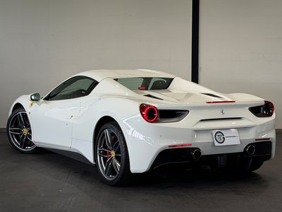 صورة 15 لـ 2017 Ferrari 488 SPIDER