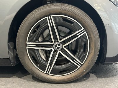 2024 Mercedes-BENZ EQE photo 5