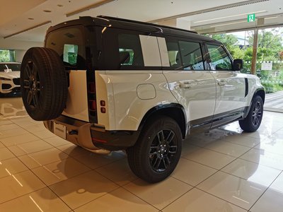 2025 LAND Rover DEFENDER thumbnail 23
