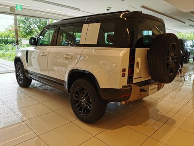 2025 LAND Rover DEFENDER thumbnail 22