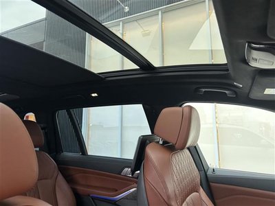 2020 BMW X7 photo 3