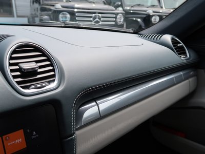2017 Porsche 718 缩略图 27