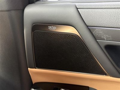 2023 Lexus LX photo 4
