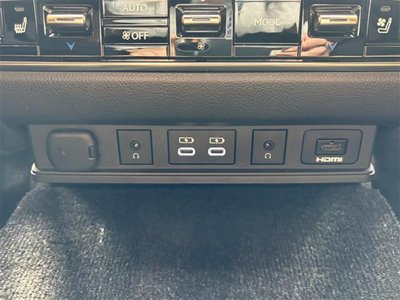 2023 Lexus LX thumbnail 24
