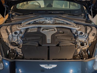 2024 Aston Martin DBX 照片 37