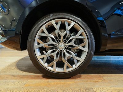 2024 Aston Martin DBX 照片 13