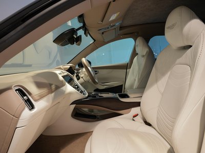 2024 Aston Martin DBX 照片 27