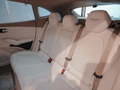2024 Aston Martin DBX 照片 35
