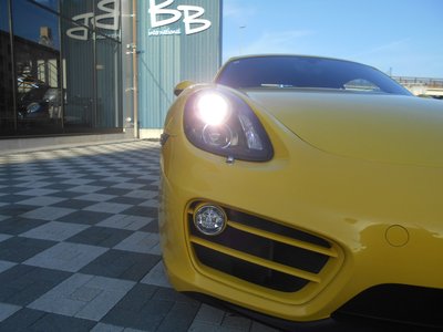 2014 Porsche CAYMAN thumbnail 23