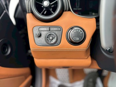 2012 Ferrari FF 照片 35