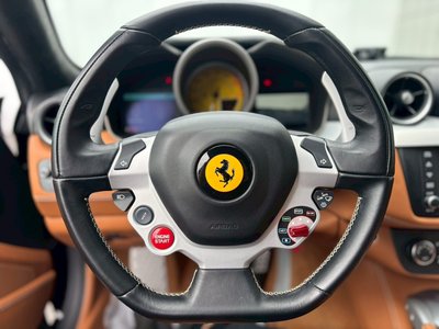 2012 Ferrari FF 照片 17