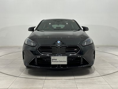 2025 BMW 1 SERIES photo 2