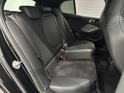 2025 BMW 1 SERIES thumbnail 40