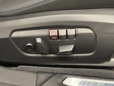 2025 BMW 1 SERIES thumbnail 24