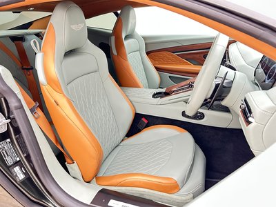 صورة 26 لـ 2024 Aston Martin DB12