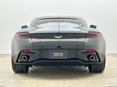 صورة 6 لـ 2024 Aston Martin DB12