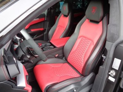2019 Lamborghini URUS — фото 17