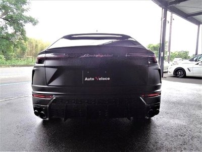 2019 Lamborghini URUS — фото 6