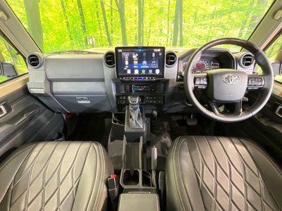2025 Toyota LAND CRUISER 70 photo 2