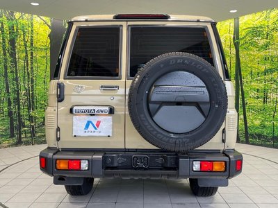 2025 Toyota LAND CRUISER 70 thumbnail 59