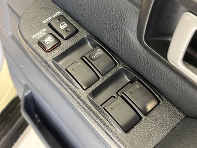 2025 Toyota LAND CRUISER 70 thumbnail 47