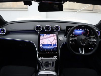 2025 Mercedes-BENZ C-CLASS photo 4
