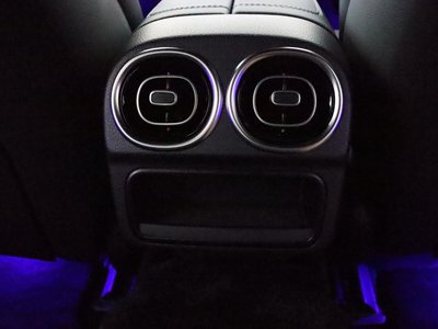 2025 Mercedes-BENZ C-CLASS thumbnail 30