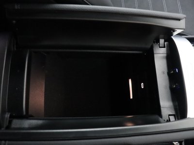 2025 Mercedes-BENZ C-CLASS thumbnail 29
