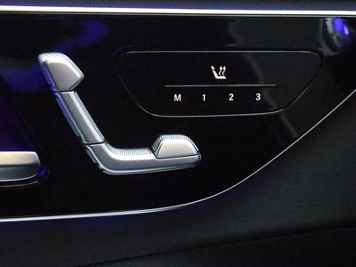 2025 Mercedes-BENZ C-CLASS thumbnail 25