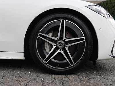 2025 Mercedes-BENZ C-CLASS photo 2