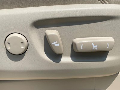 2023 Toyota LAND CRUISER PRADO 照片 9