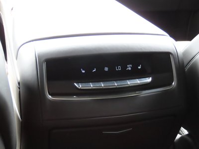 صورة مصغرة 22 لـ 2021 Cadillac ESCALADE